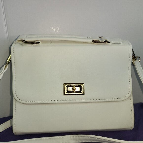 Lt Cream Colored Leather Handbag with Adjustable Crossbody Strap 8"X7" - Picture 1 of 7